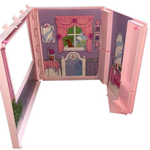Barbie Fold 'n Fun Doll House w/ Furniture & Accessories, 1992 Mattel - Picture 3 of 12